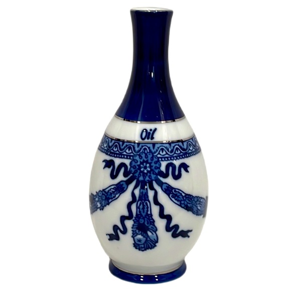 BOMBAY Vintage Blue & White with Platinum Trim Olive Oil Cruet, EUC - Picture 1 of 9